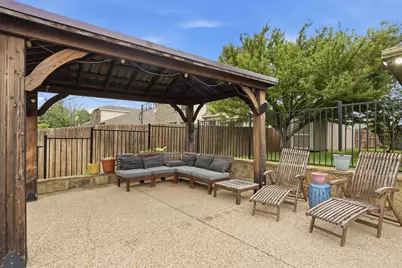 5605 Southern Hills Drive, North Richland Hills, TX 76180 - Photo 28