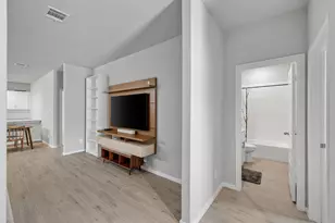 6736 Windfall Dr, Fort Worth, TX 76135 - Photo 16