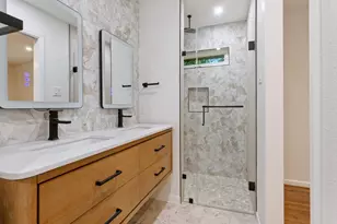 6327 Town Hill Ln, Dallas, TX 75214 - Photo 18