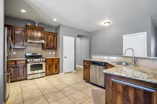 2725 Twinflower Dr, Fort Worth, TX 76244 - Photo 4