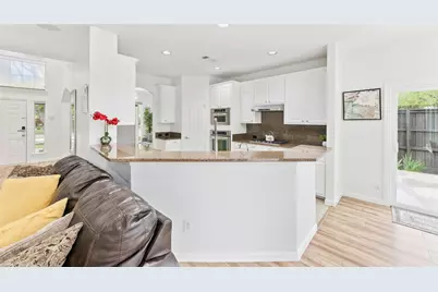 12165 Shoal Creek Drive, Frisco, TX 75035 - Photo 8