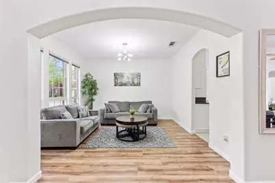 12165 Shoal Creek Drive, Frisco, TX 75035 - Photo 6