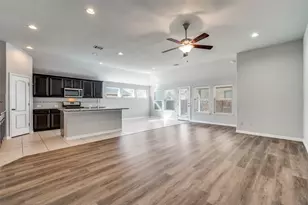 1033 Water Garden Cir, Little Elm, TX 75068 - Photo 8