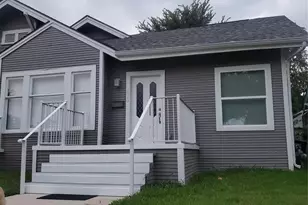 1017 E Humbolt St, Fort Worth, TX 76104 - Photo 1