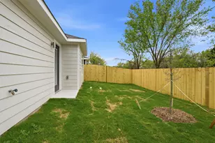 1004 S 1st St, Sherman, TX 75090 - Photo 24