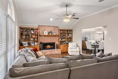 395 Lazy Acres Drive, Woodway, TX 76712 - Photo 6