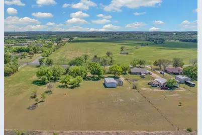 2857 Country Spring Road, Lorena, TX 76655 - Photo 38