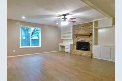 126 Bluebonnet Drive, Highland Village, TX 75077 - Photo 8