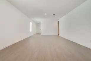 300 Sycamore Pl, Wilmer, TX 75141 - Photo 10