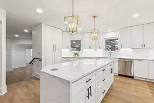 7420 Royal Ln, Dallas, TX 75230 - Photo 8