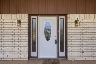 4607 Cimmaron Trail, Granbury, TX 76049 - Photo 6