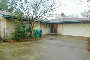 1128 Thomas St, Denton, TX 76201 - Photo 26