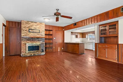 101 W Park Row Drive, Arlington, TX 76010 - Photo 4