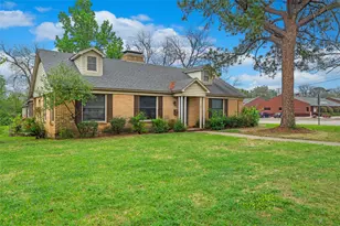 101 W Park Row Dr, Arlington, TX 76010 - Photo 2