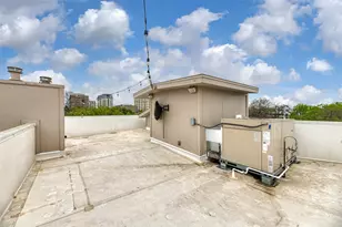 3930 Bowser Ave, Dallas, TX 75219 - Photo 16