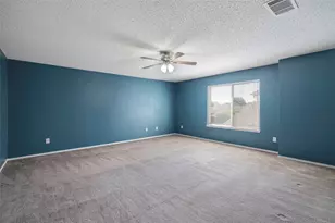 905 Elizabeth Dr, Lewisville, TX 75067 - Photo 20