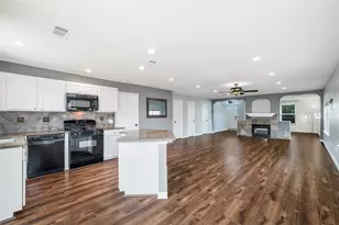 905 Elizabeth Dr, Lewisville, TX 75067 - Photo 16