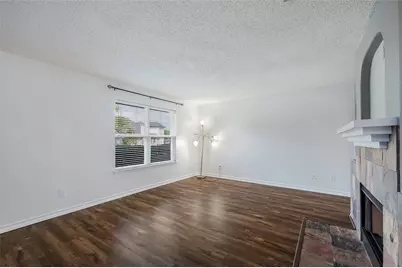 905 Elizabeth Drive, Lewisville, TX 75067 - Photo 6