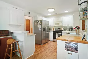 642 Half Moon Way, Runaway Bay, TX 76426 - Photo 6