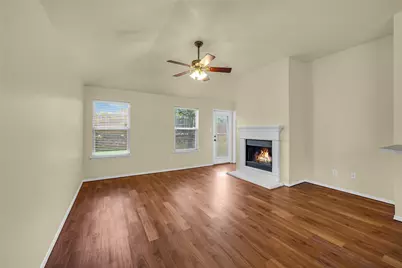 705 Loftin Street, Crowley, TX 76036 - Photo 8