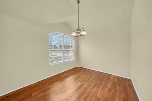 705 Loftin St, Crowley, TX 76036 - Photo 4