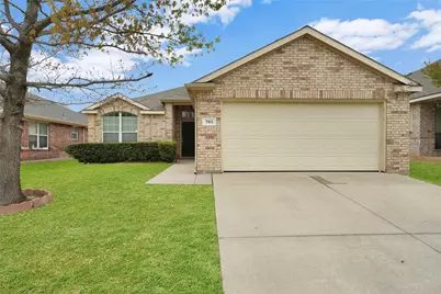 705 Loftin Street, Crowley, TX 76036 - Photo 2