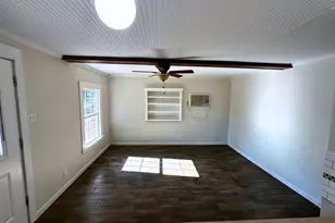 310 Cedar Point Cir, Gordonville, TX 76245 - Photo 2