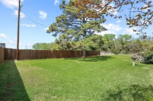 110 Vine St, Pottsboro, TX 75076 - Photo 30