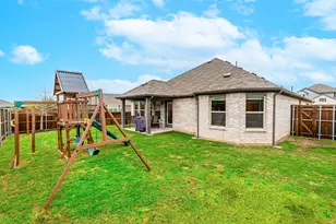9000 Flying Eagle Ln, Fort Worth, TX 76131 - Photo 18
