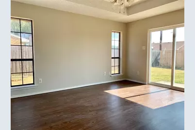 541 Canary Lane, Red Oak, TX 75154 - Photo 8