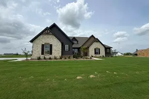 2305 Gypsum St, Krum, TX 76249 - Photo 1