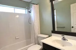 208 Creek Point Ln, Arlington, TX 76002 - Photo 8