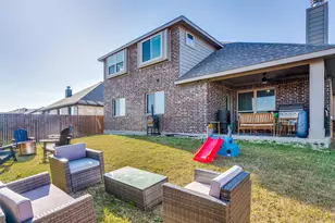 8228 Manx Pt, Godley, TX 76044 - Photo 32