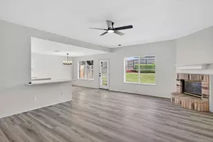 10804 Edgewater Dr, Benbrook, TX 76126 - Photo 16