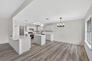 10804 Edgewater Dr, Benbrook, TX 76126 - Photo 6
