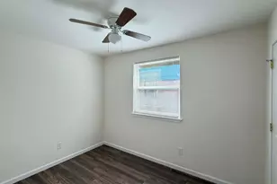 4247 Clark College Dr, Dallas, TX 75241 - Photo 18