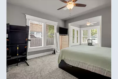 1942 Fairmount Avenue, Fort Worth, TX 76110 - Photo 12