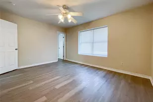 309 Gurley Ln, Waco, TX 76706 - Photo 14