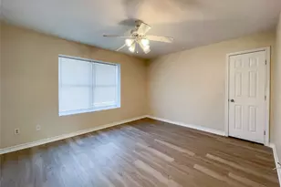 309 Gurley Ln, Waco, TX 76706 - Photo 12