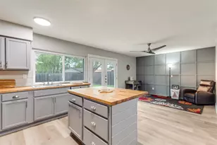 310 Willow Springs Ct, Coppell, TX 75019 - Photo 8