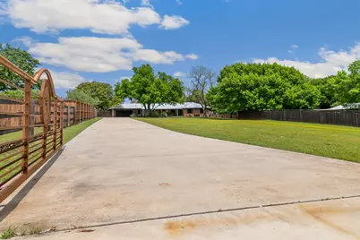 3615 Fritz Lane, Corinth, TX 76208 - Photo 2