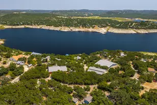 694 Scenic Cir, Pipe Creek, TX 78063 - Photo 2