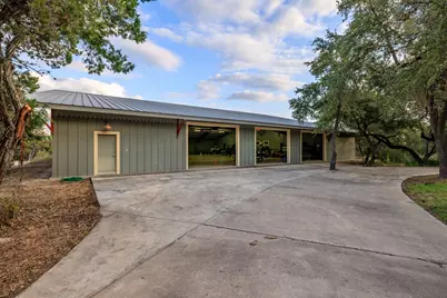 694 Scenic Circle, Pipe Creek, TX 78063 - Photo 28