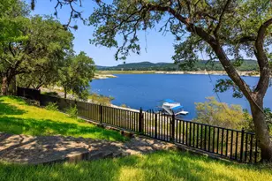 694 Scenic Cir, Pipe Creek, TX 78063 - Photo 4
