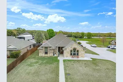 2209 Wells Fargo Court, Bridgeport, TX 76426 - Photo 2