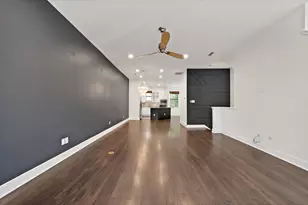 2420 Hugo St, Dallas, TX 75204 - Photo 16