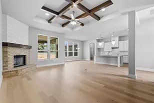 1005 Ronnie Ct, Springtown, TX 76082 - Photo 6
