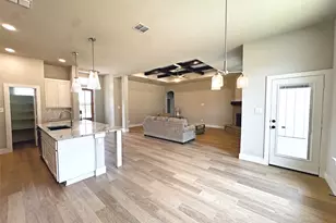 1005 Ronnie Ct, Springtown, TX 76082 - Photo 10