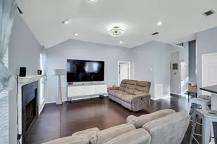 5948 Woodoak Dr, Dallas, TX 75249 - Photo 8