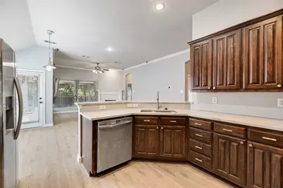 1015 Harwood Court, Euless, TX 76039 - Photo 14